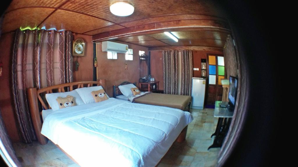 Heun Baan Rong Khun Resort Chiang Rai Kamer foto