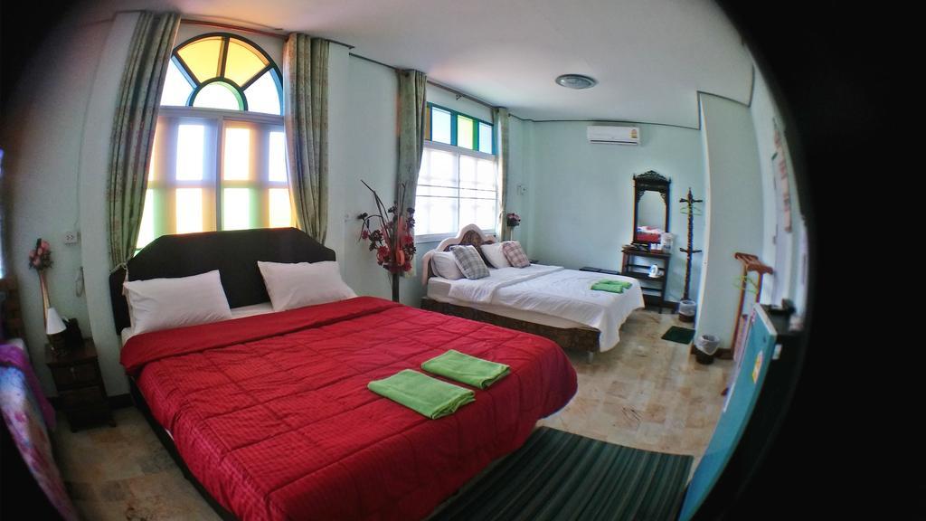 Heun Baan Rong Khun Resort Chiang Rai Kamer foto