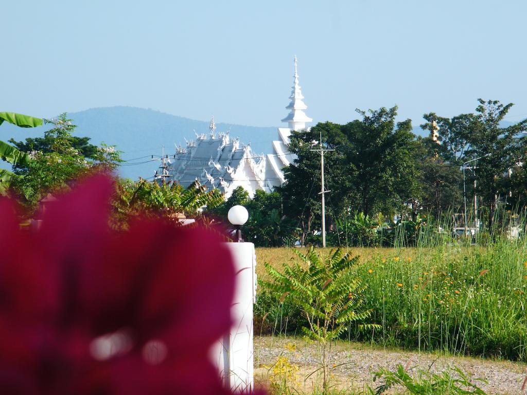 Heun Baan Rong Khun Resort Chiang Rai Buitenkant foto